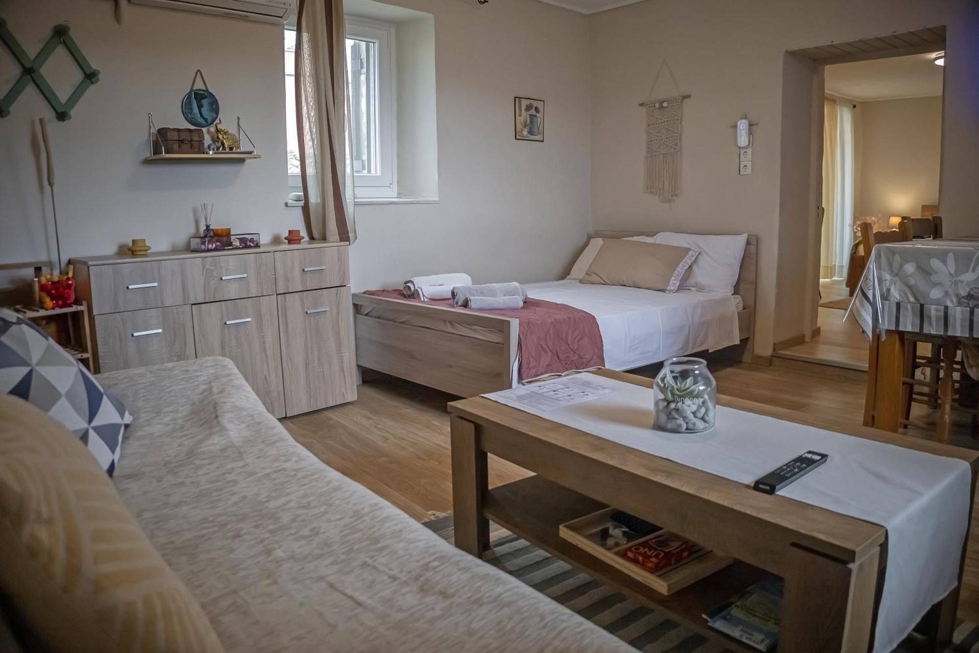 Auntie Katie'S House Apartment Giannades Ngoại thất bức ảnh